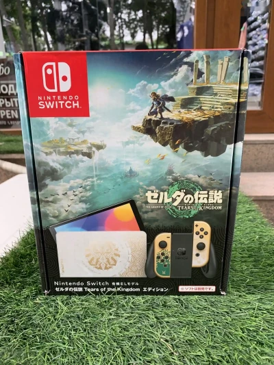 Игровая приставка Nintendo Switch OLED