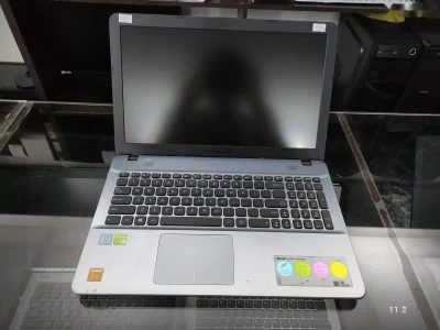 Игровой ноутбук Asus X541UJ Core i7-7500U 2.9GHz 8GB / 256GB SSD 7TH GEN — миниатюра 3