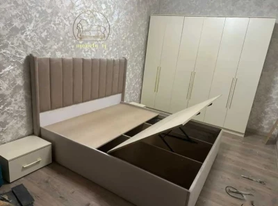 Кровать двуспальная с медицинским матрасом