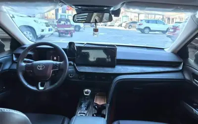 Toyota Camry, 2025