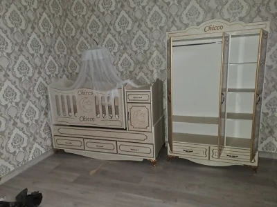 Колыбель со шкафом