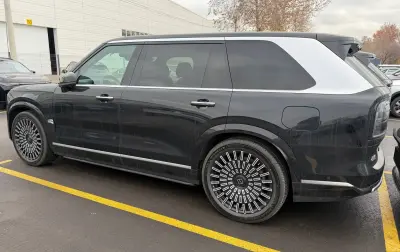 Zeekr 001, 2025