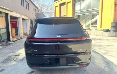 Li Auto (LiXiang) L8, 2026