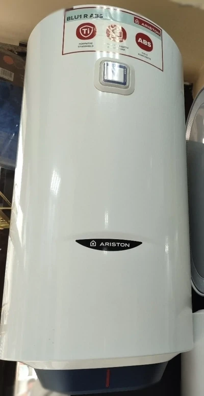 Водонагреватель Ariston 100л. — миниатюра 2