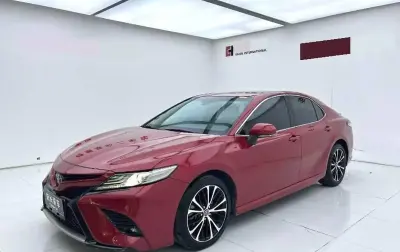 Toyota Camry, 2018