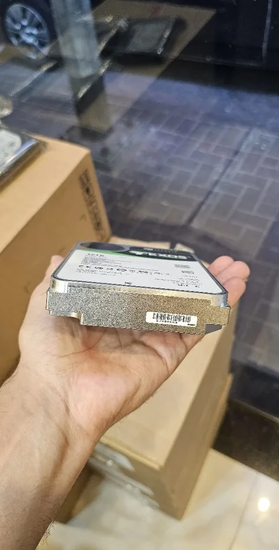Жесткий диск Seagate HDD 12TB — миниатюра 2