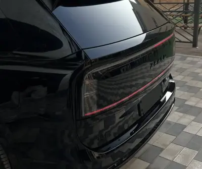 Zeekr X, 2025