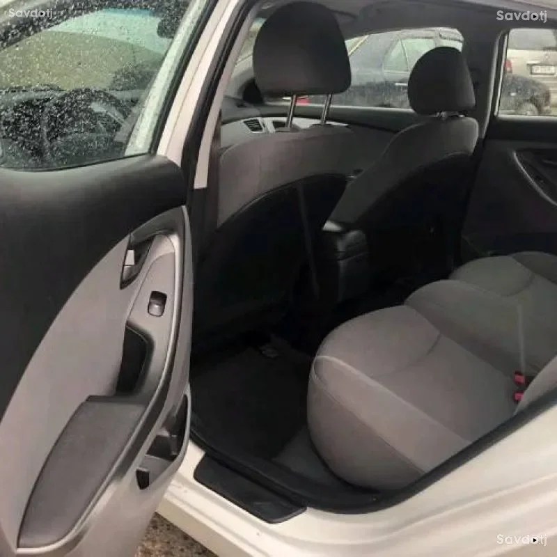 Hyundai Elantra 2014