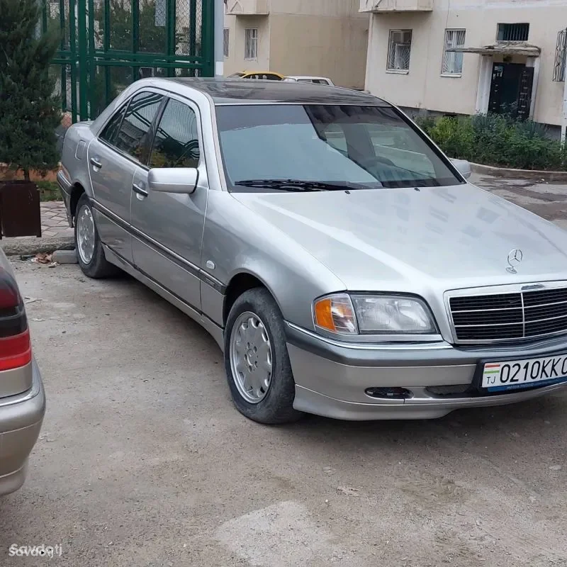 Mercedes-benz E class 1995 — миниатюра 7