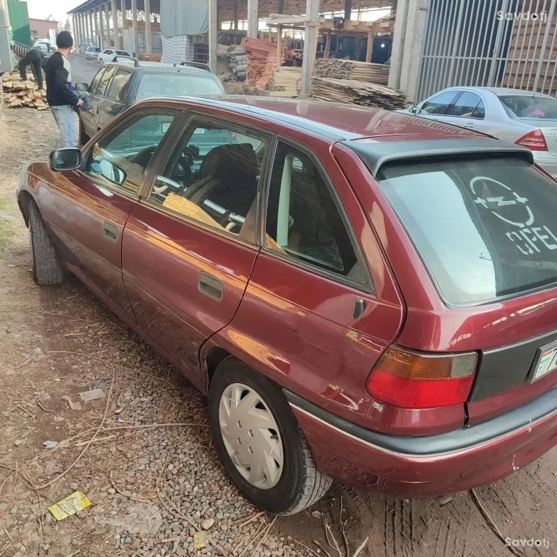 Opel Astra f 1994 — миниатюра 3