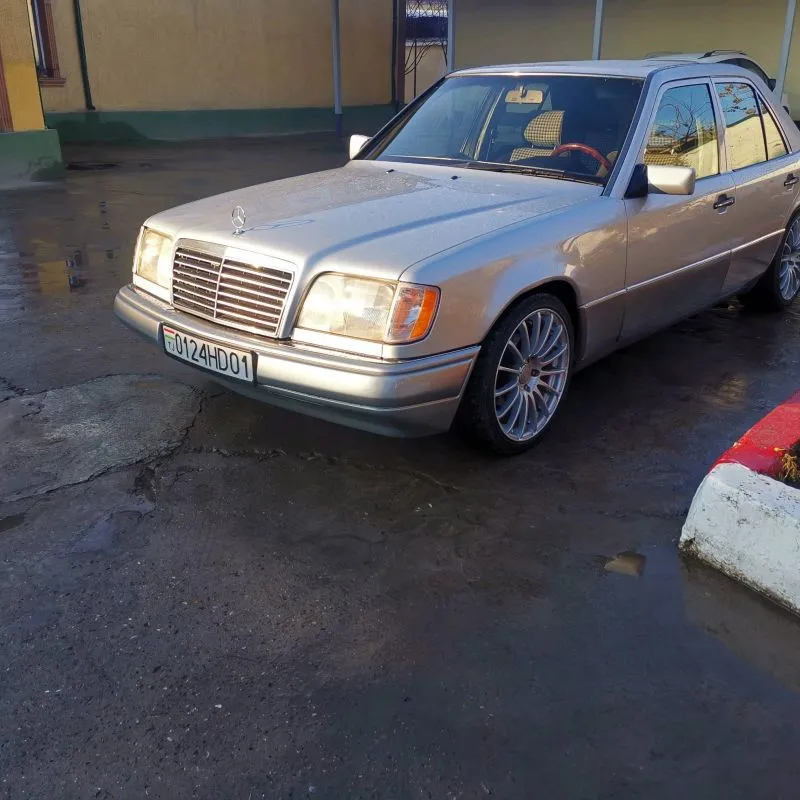 Mercedes-benz E class 1995