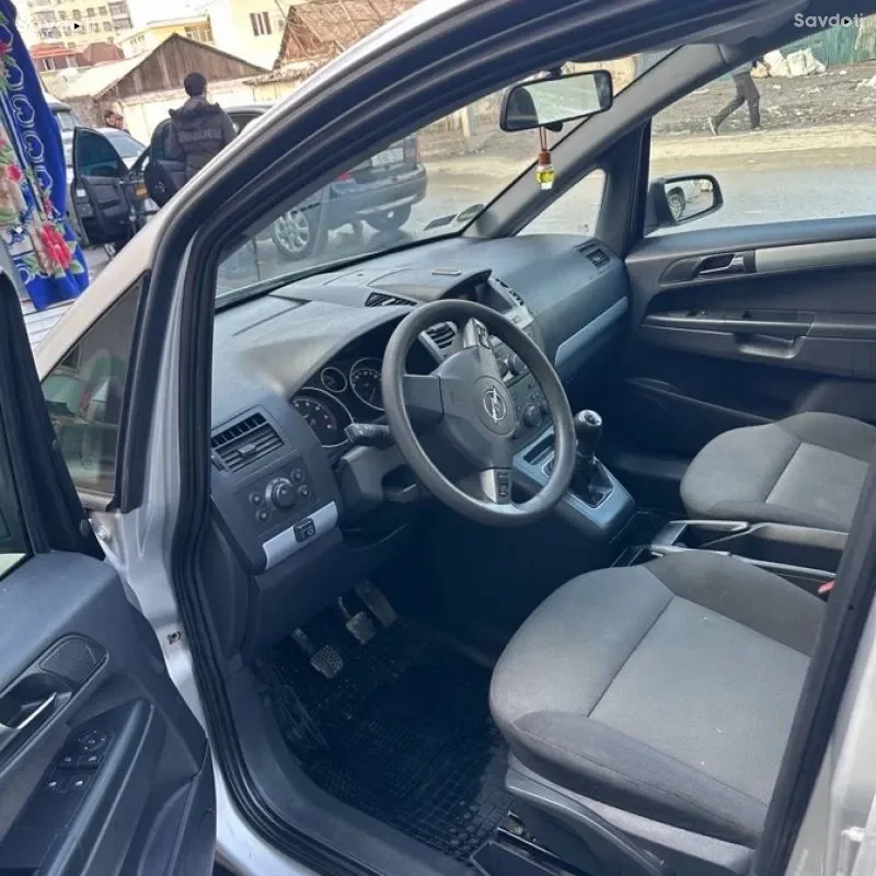 Opel Zafira 2007 — миниатюра 2