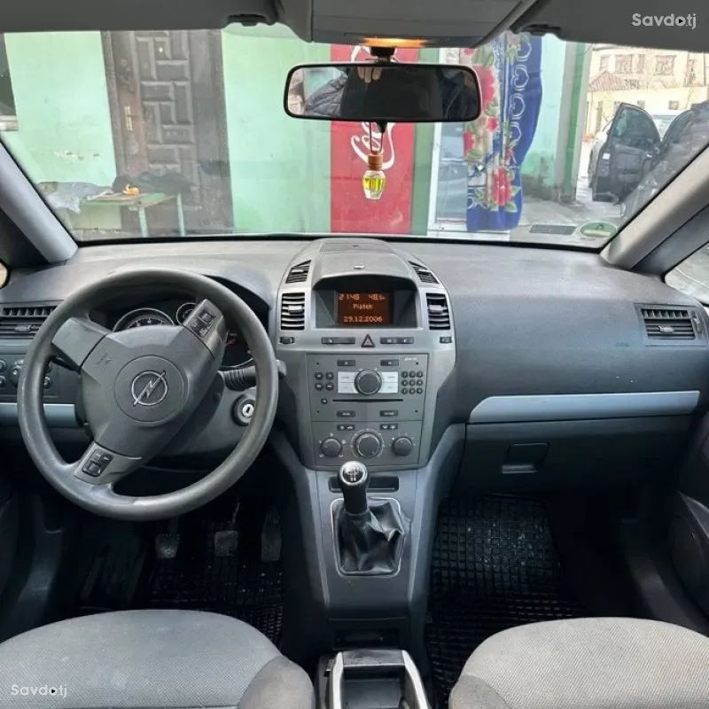Opel Zafira 2007 — миниатюра 4