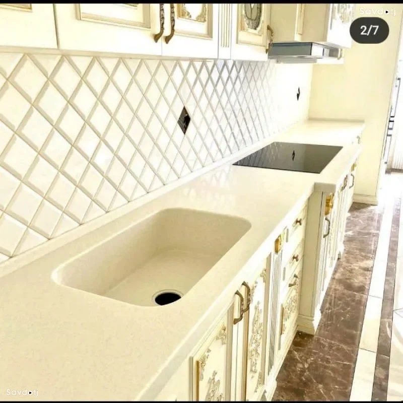 Кухонные гарнитуры 