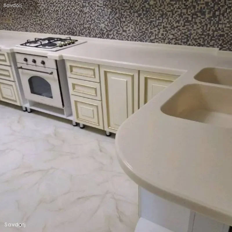 Кухонные гарнитуры 