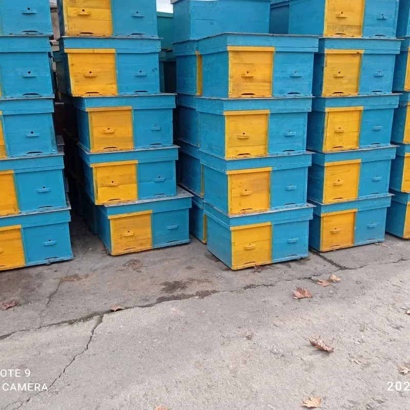 Ящики для пчел
