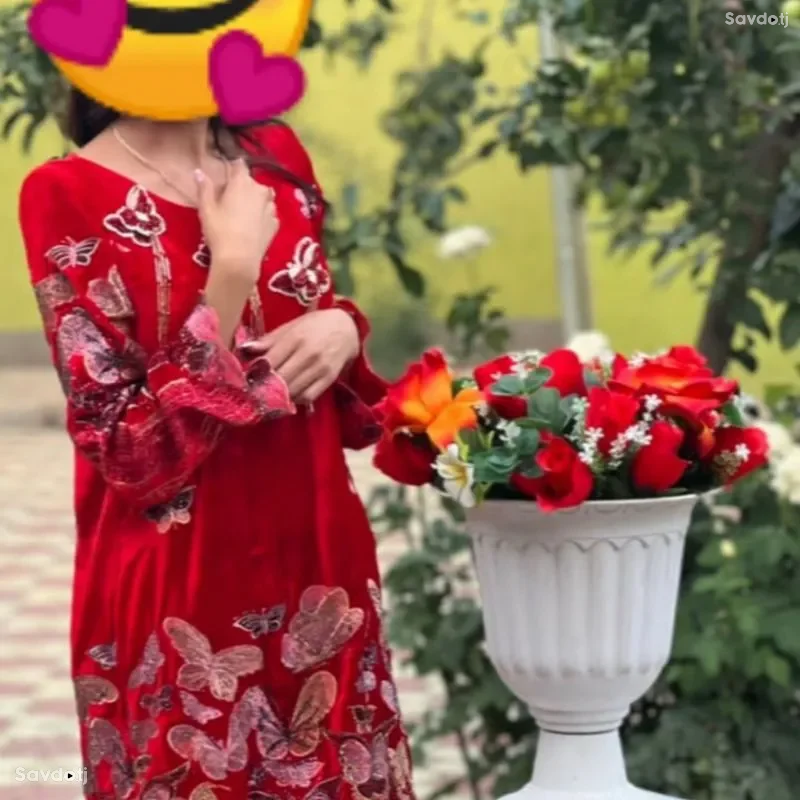 Национальная платье