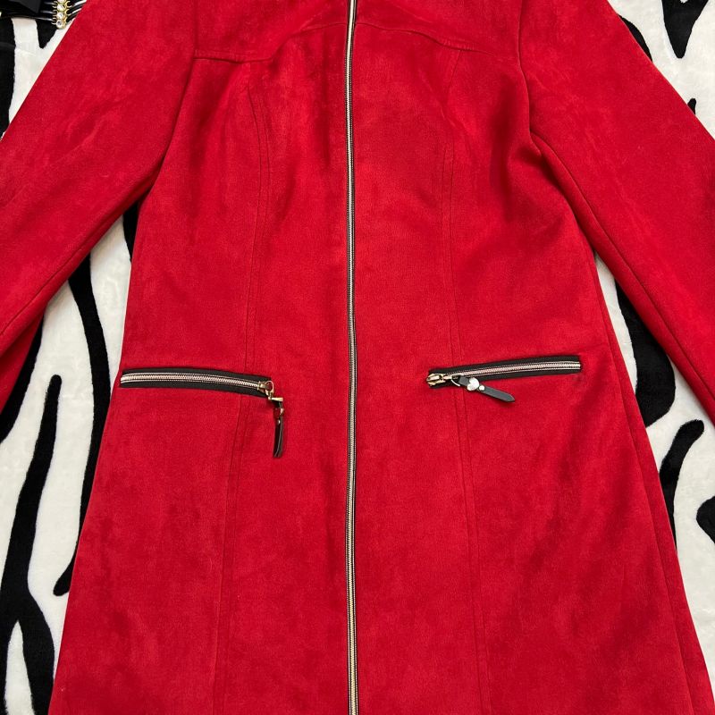 Модная замшевая куртка