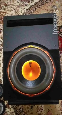Сабвуфер и усилитель + динамики 