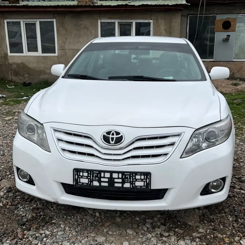 Toyota Camry 2011