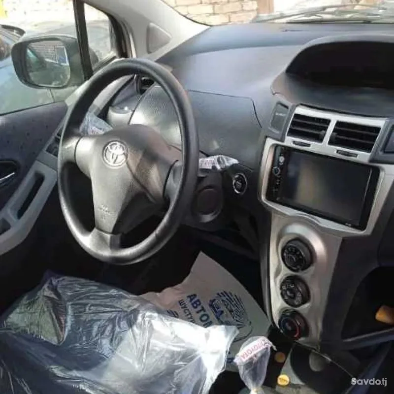 Toyota Vitz 2008