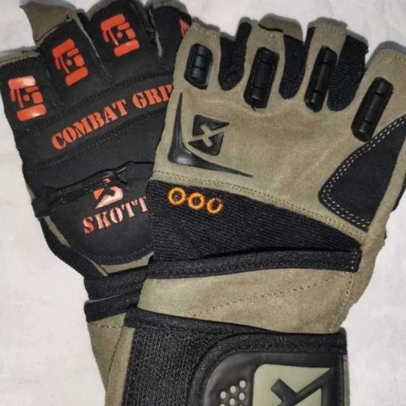 Спортивные перчатки для зала