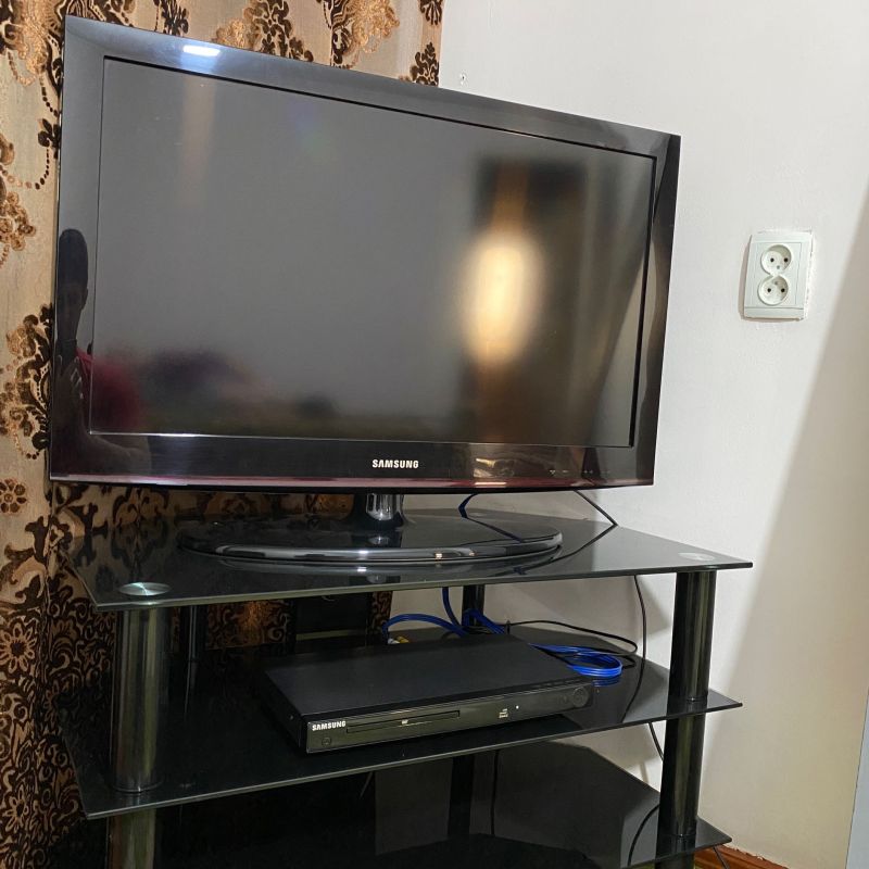 телевизор бо падставка