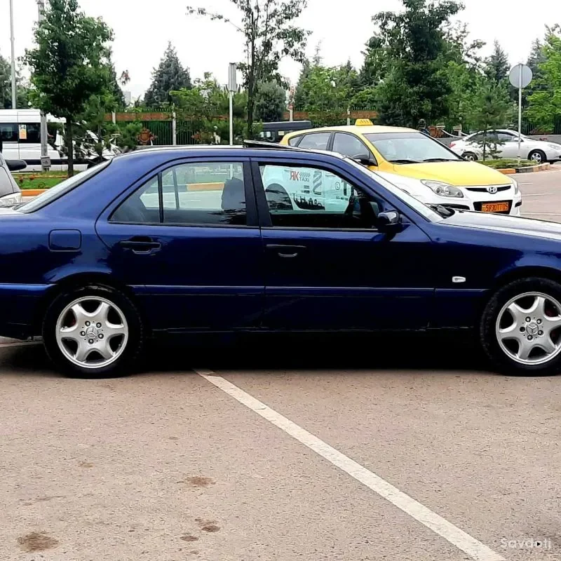 Mercedes-benz C class 1997 — миниатюра 8