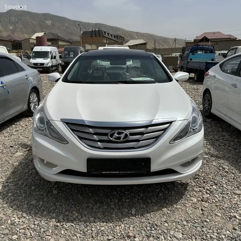 Hyundai Sonata 2011