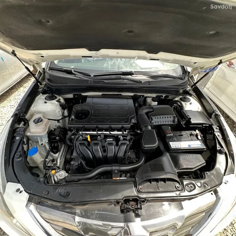 Hyundai Sonata 2011