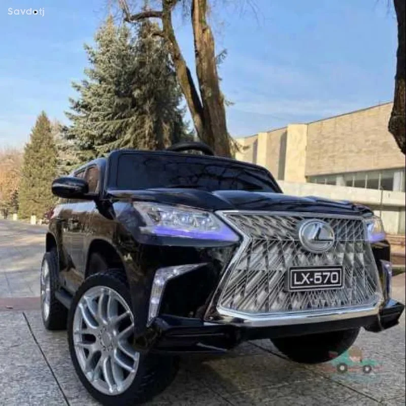 Мошинчаи кудакона LX 570