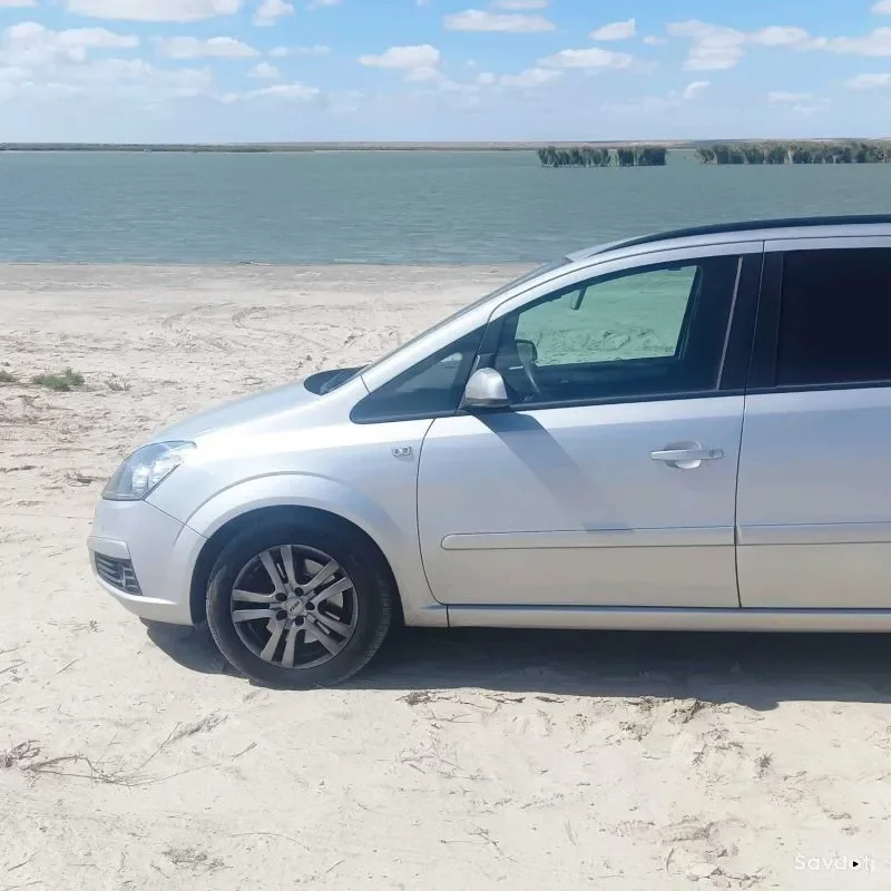 Opel Zafira 2007 — миниатюра 7