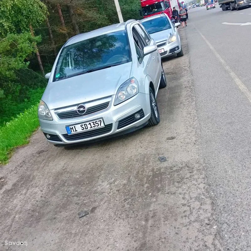 Opel Zafira 2007 — миниатюра 11