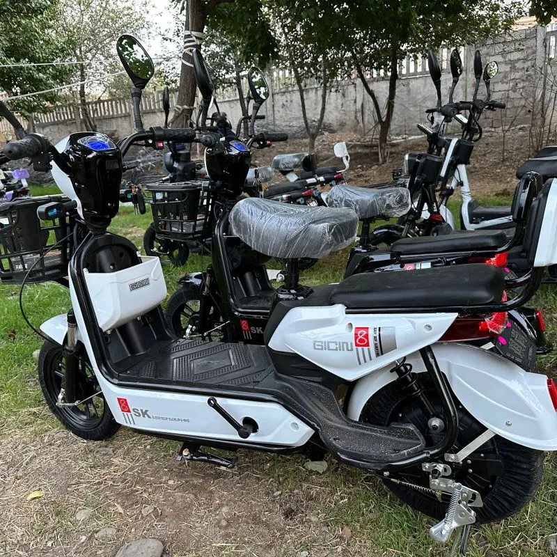 электроскутер