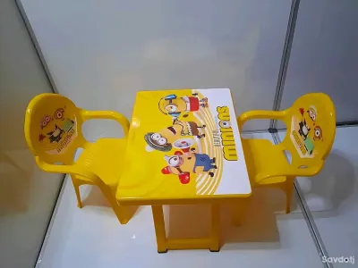 Детский столик со стульчиками