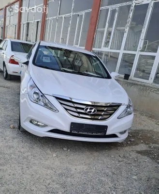 Hyundai Sonata 2011
