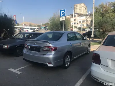 Toyota Corolla 2011 — миниатюра 3