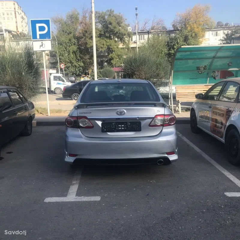 Toyota Corolla 2011 — миниатюра 4
