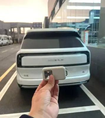 Zeekr 9Х, 2025