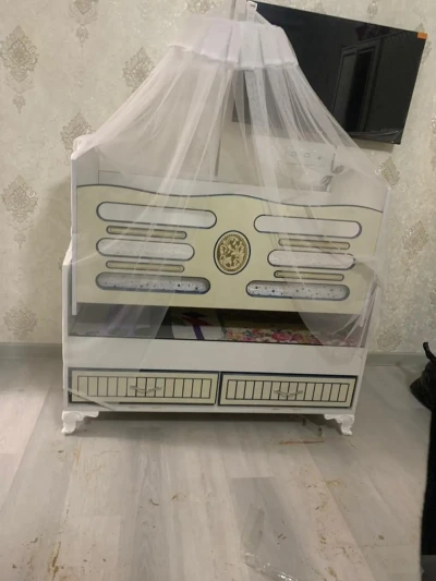 Колыбель с шкафом