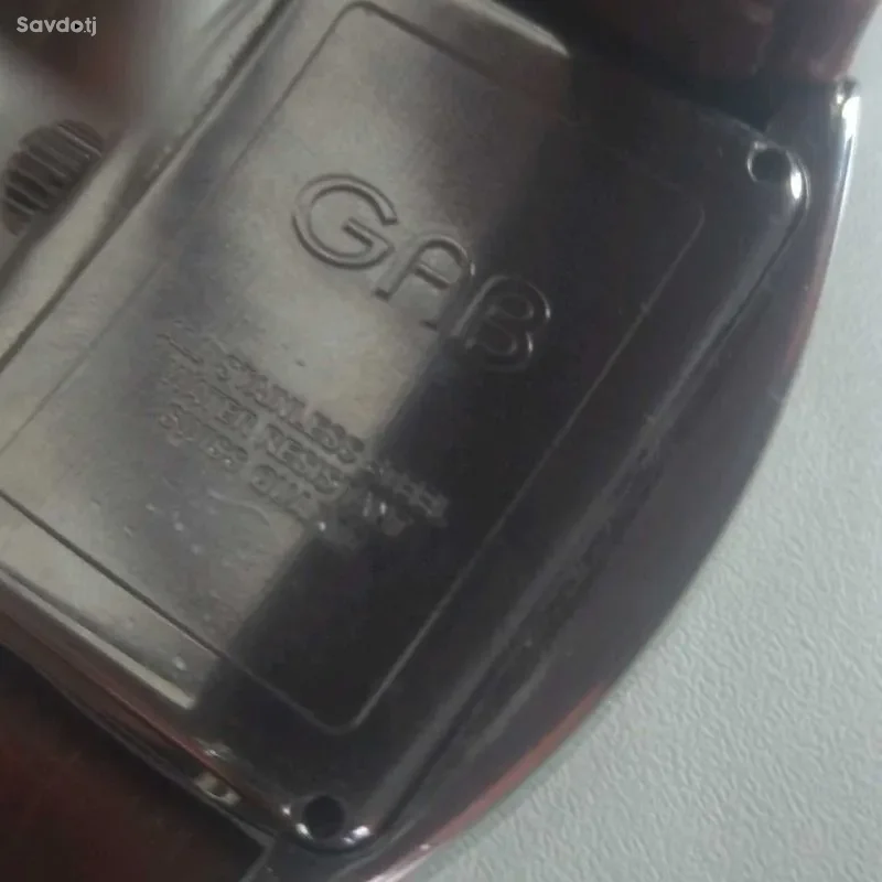 Швейцарские часы GAP с бриллиантами