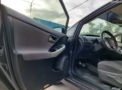 Toyota Prius 2014 — миниатюра 6