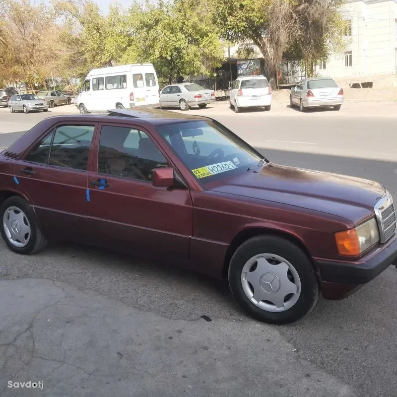Mercedes-benz E class 1990 — миниатюра 4