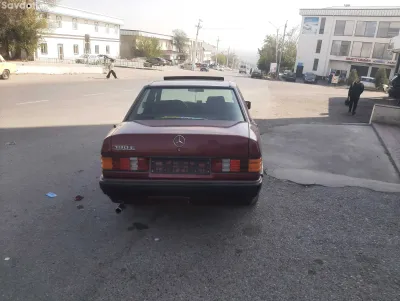 Mercedes-benz E class 1990 — миниатюра 6
