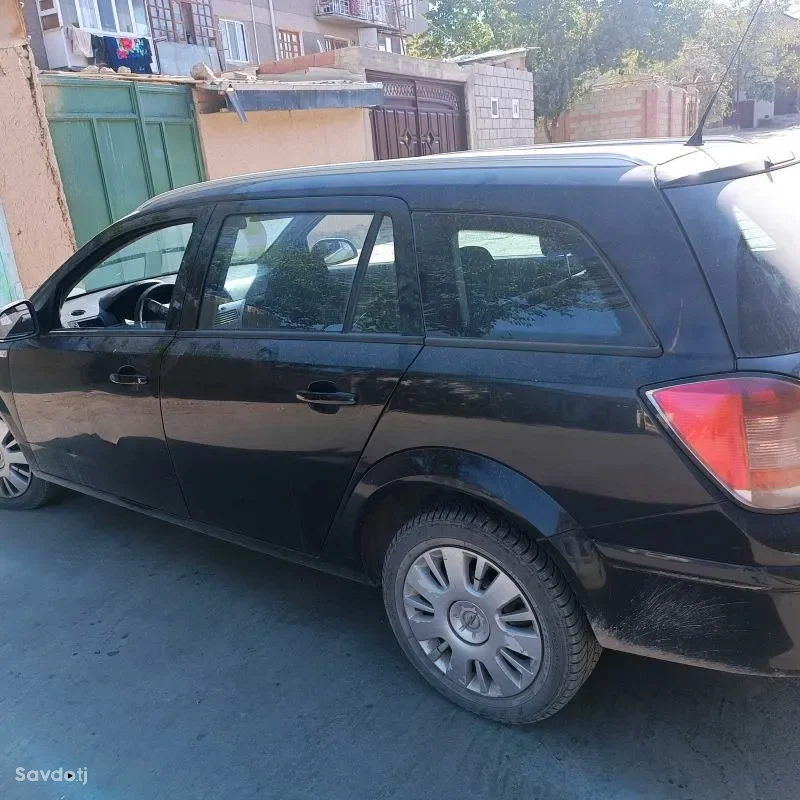 Opel Astra h 2010 — миниатюра 3