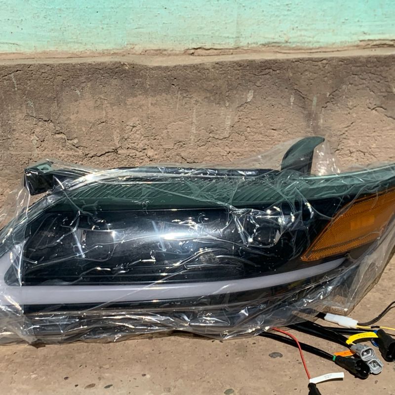 Передний фар на камри 2