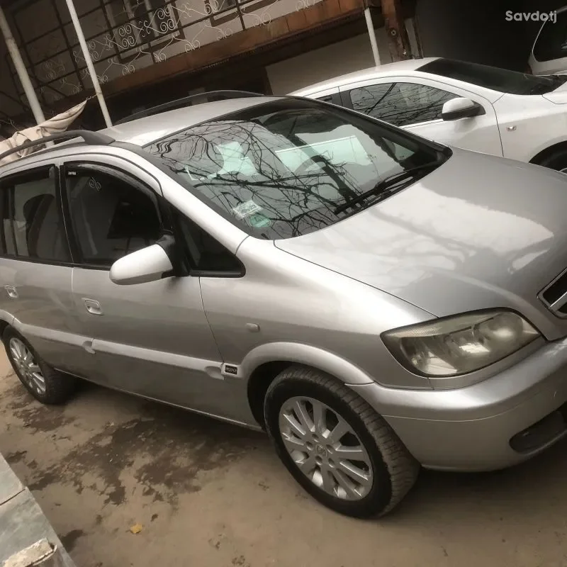 Opel Zafira 2005 — миниатюра 3