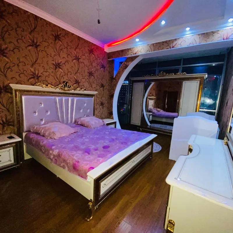 Спальный гарнитур