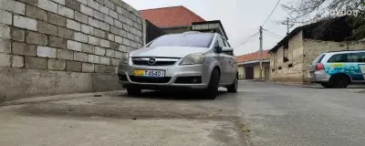 Opel Zafira 2007 — миниатюра 2