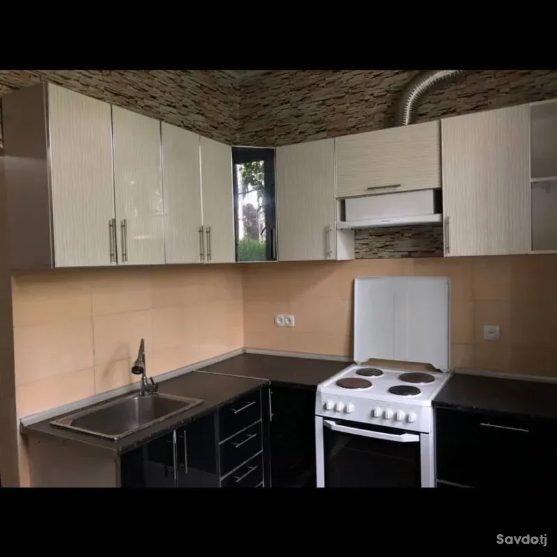 3-к квартира, 1 этаж, 91 м², Фирдавси